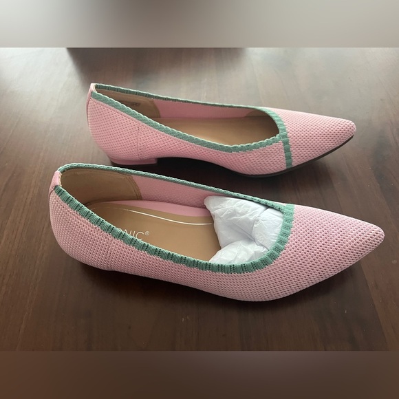 Vionic Shoes - NIB - Vionic Dahlia Women’s Point Toes Flats  - Pink / Green - Size 7.5